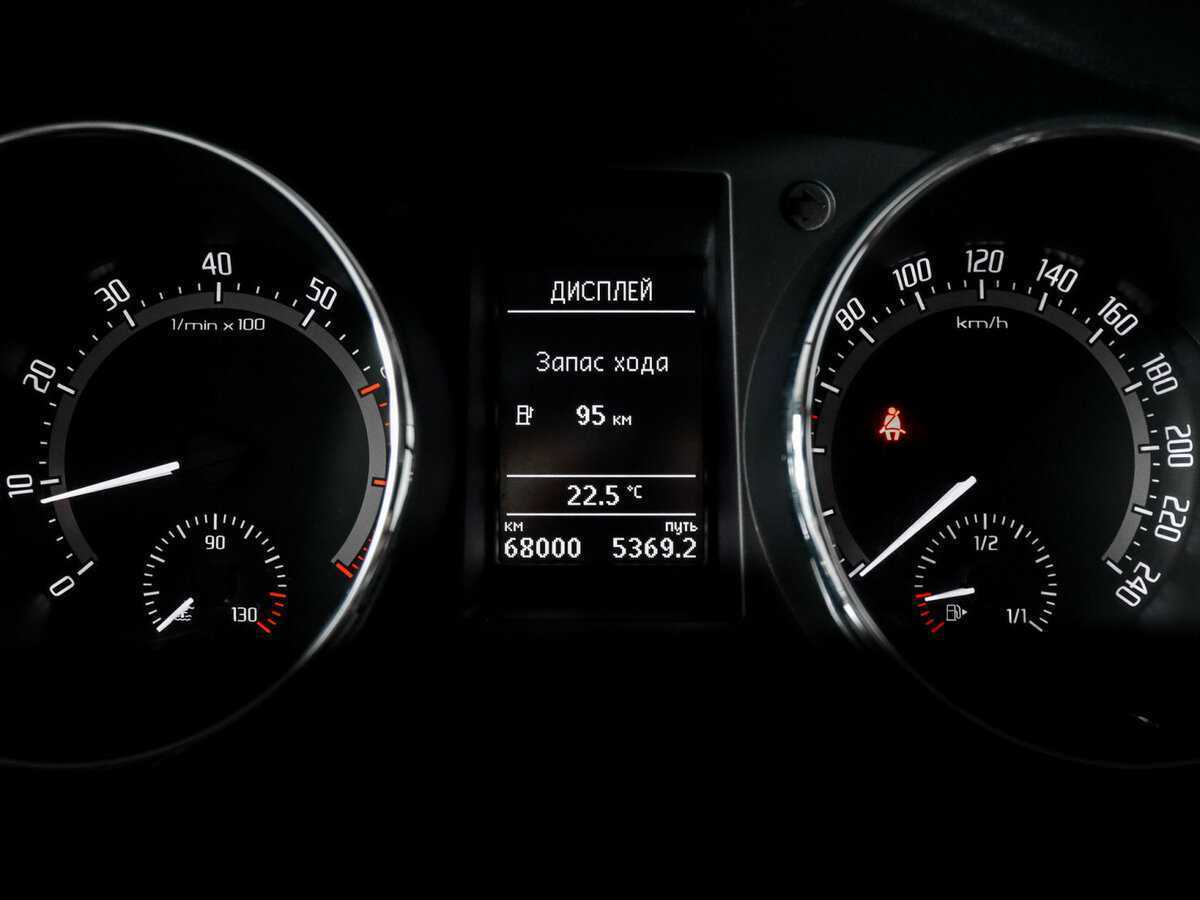 Шкода Йети б/у, 2017, Роботизированная. Фото: #7