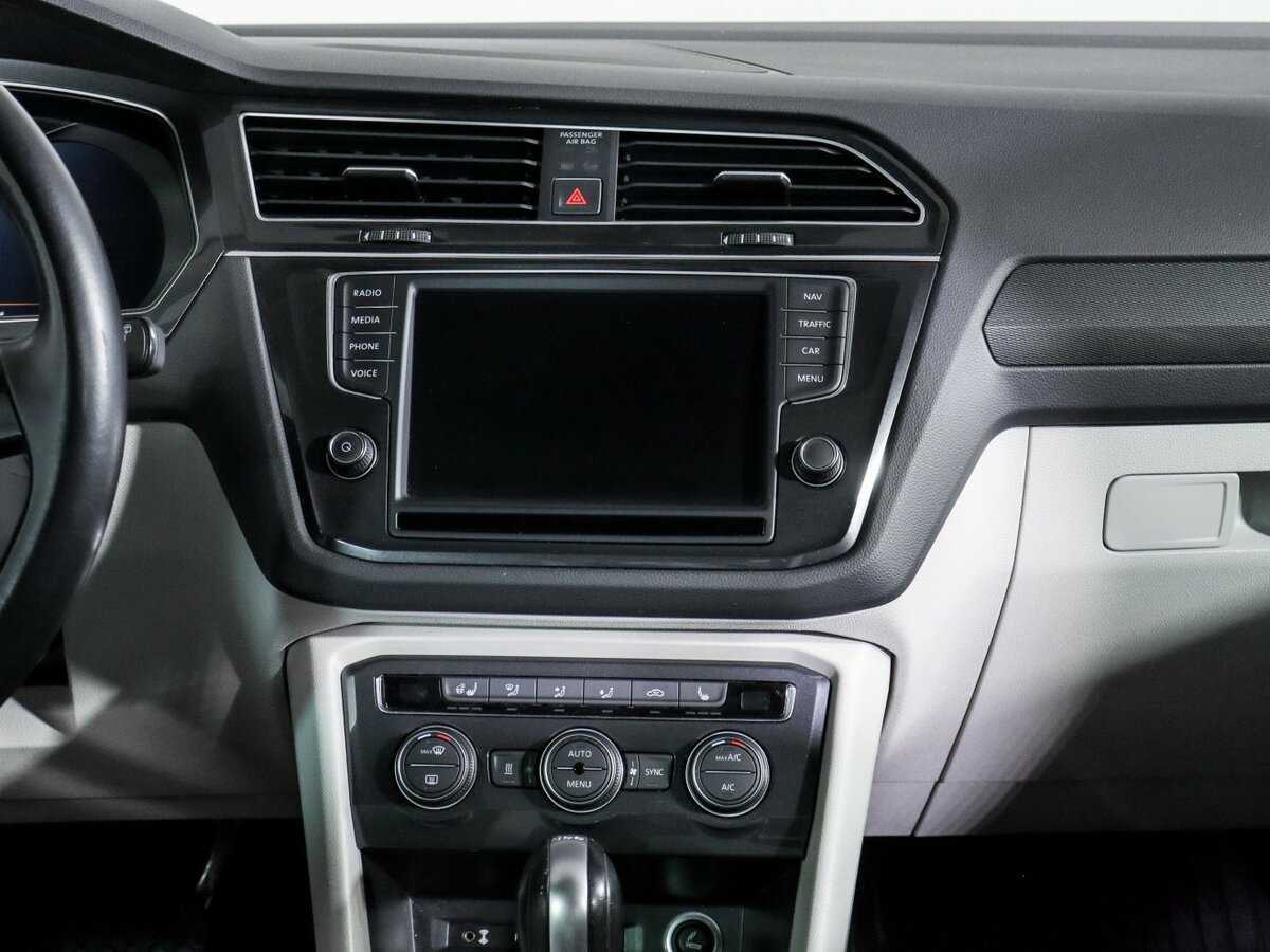 Volkswagen Tiguan б/у, 2016, Роботизированная. Фото: #9