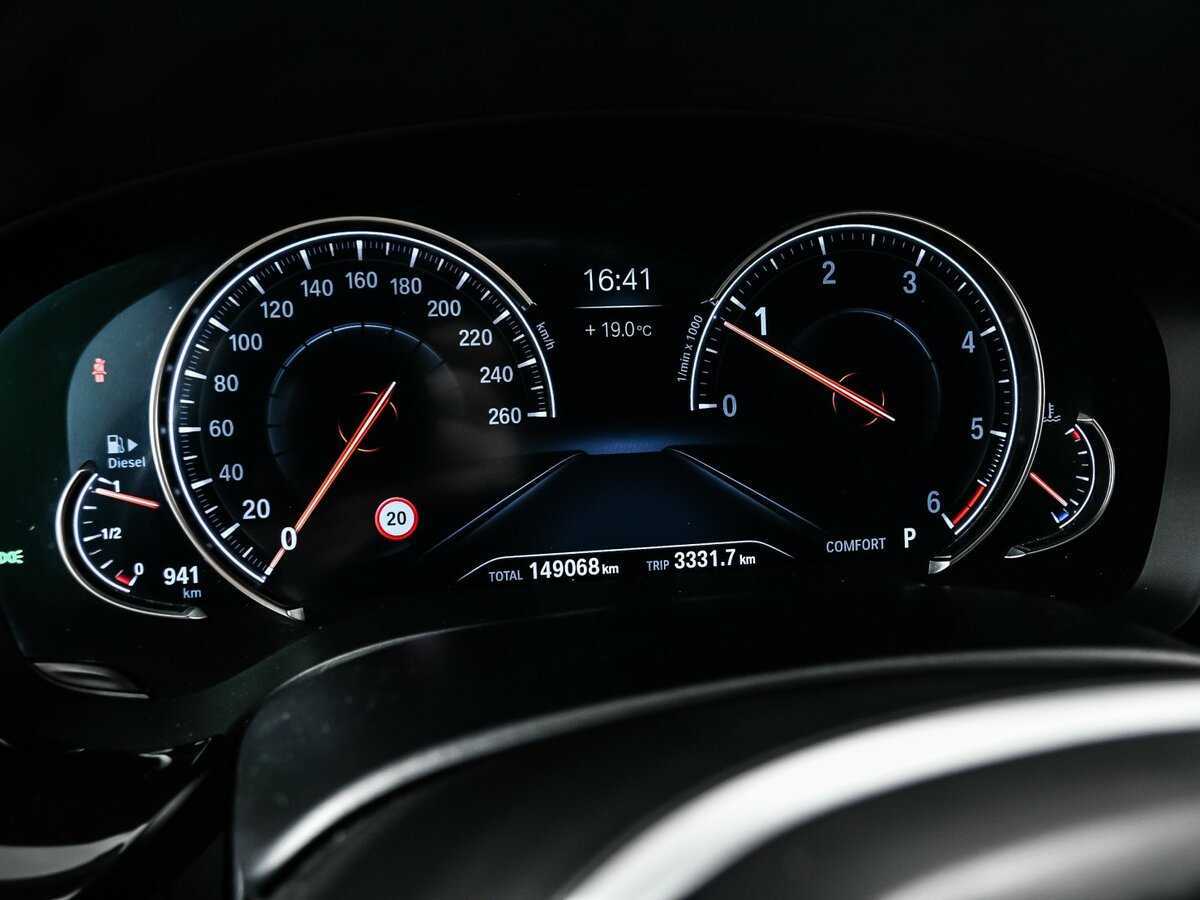 БМВ 5 серии б/у, 2018, Автоматическая. Фото: #9