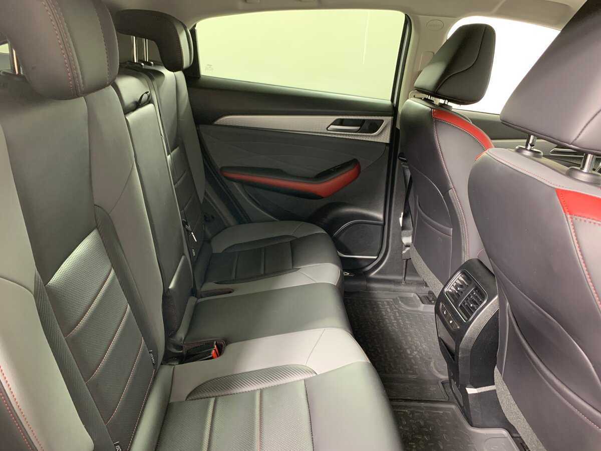 Хавал Ф7-икс б/у, 2023, Роботизированная. Фото: #17