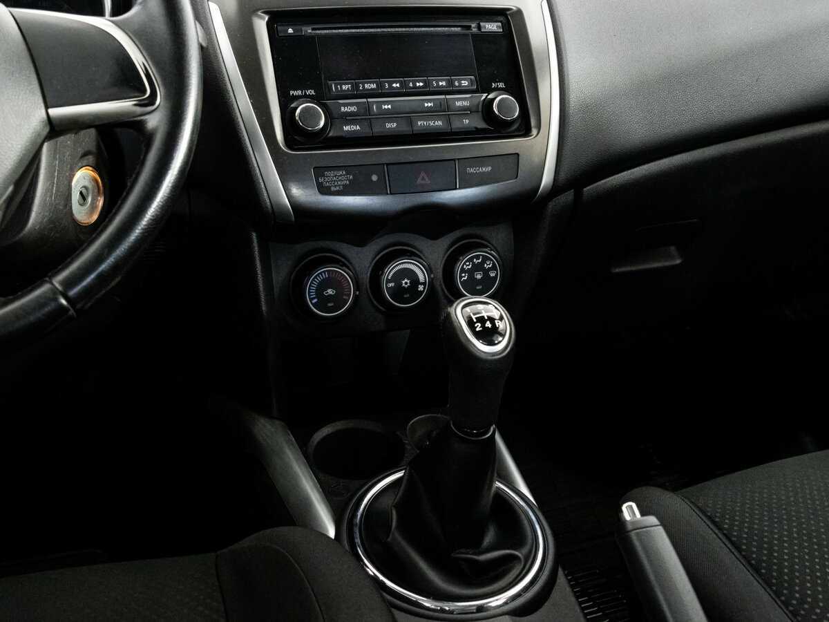 Митсубиши АС-Икс б/у, 2013, Механическая. Фото: #10