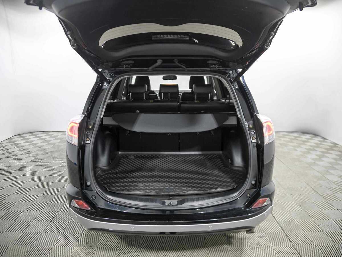 Тойота Рав4 б/у, 2017, Автоматическая. Фото: #21