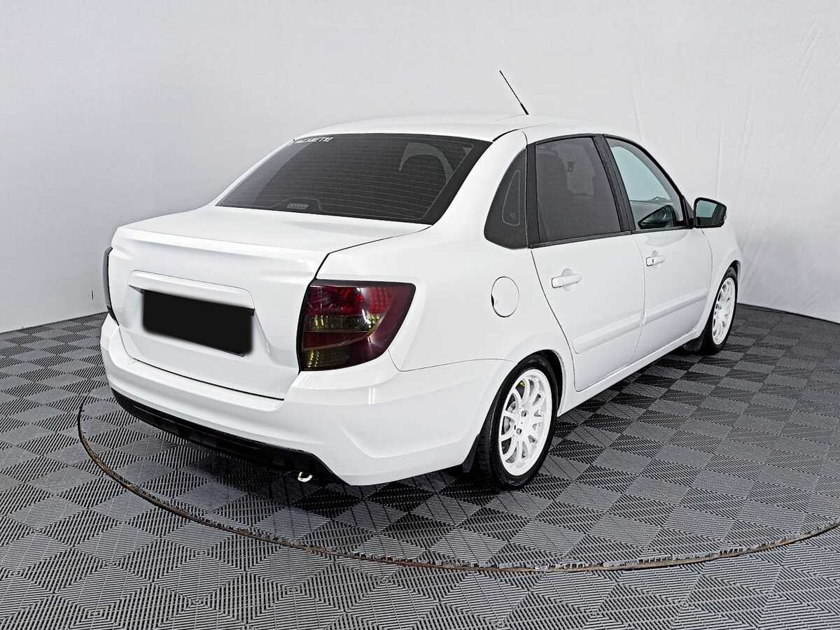 Лада (ВАЗ) Гранта б/у, 2020, Механическая. Фото: #4