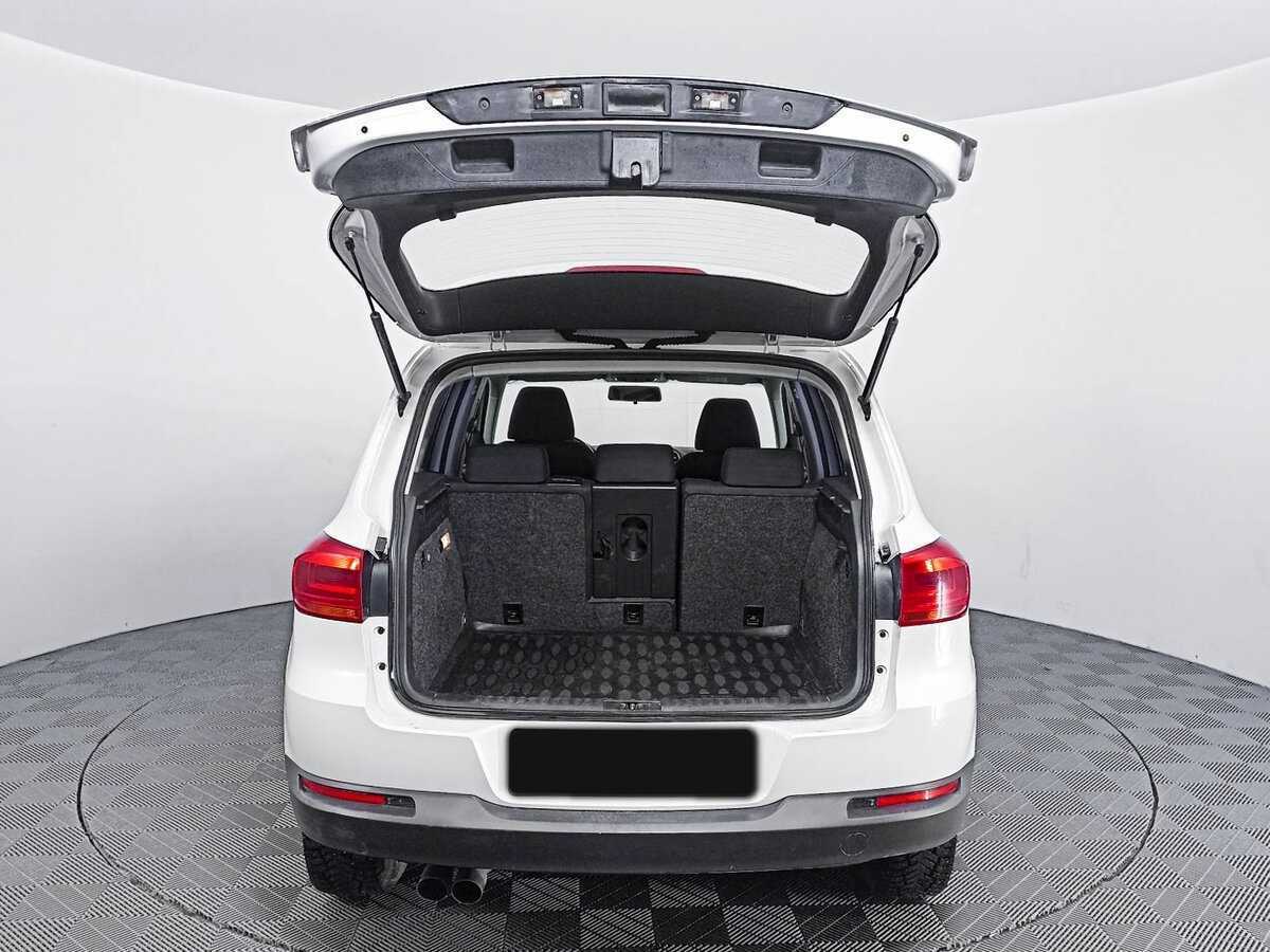 Volkswagen Tiguan б/у, 2013, Механическая. Фото: #9