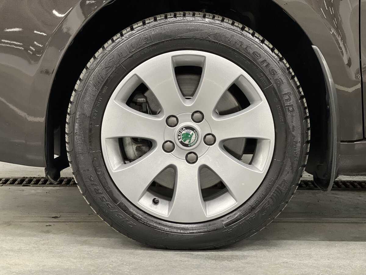 Skoda Superb б/у, 2013, Роботизированная. Фото: #17