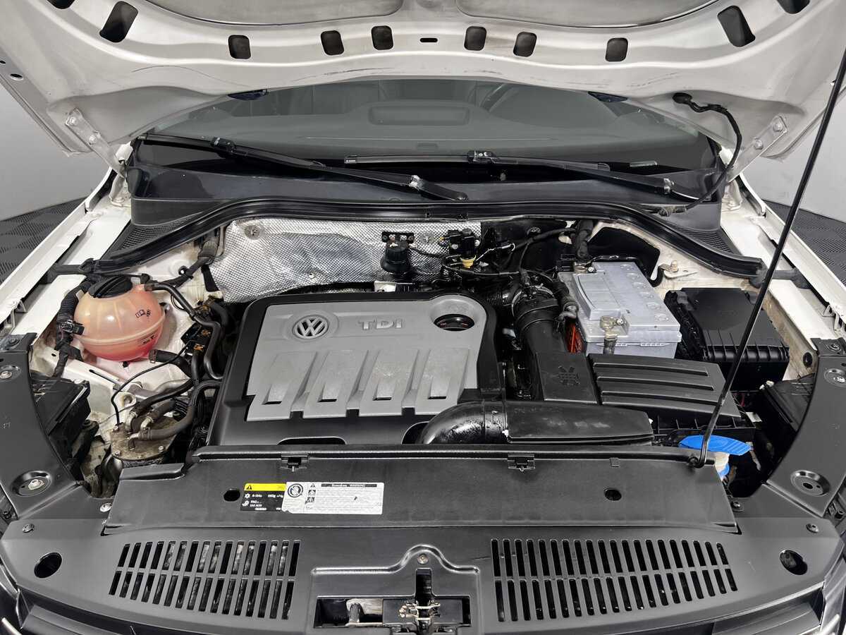 Volkswagen Tiguan б/у, 2013, Автоматическая. Фото: #8