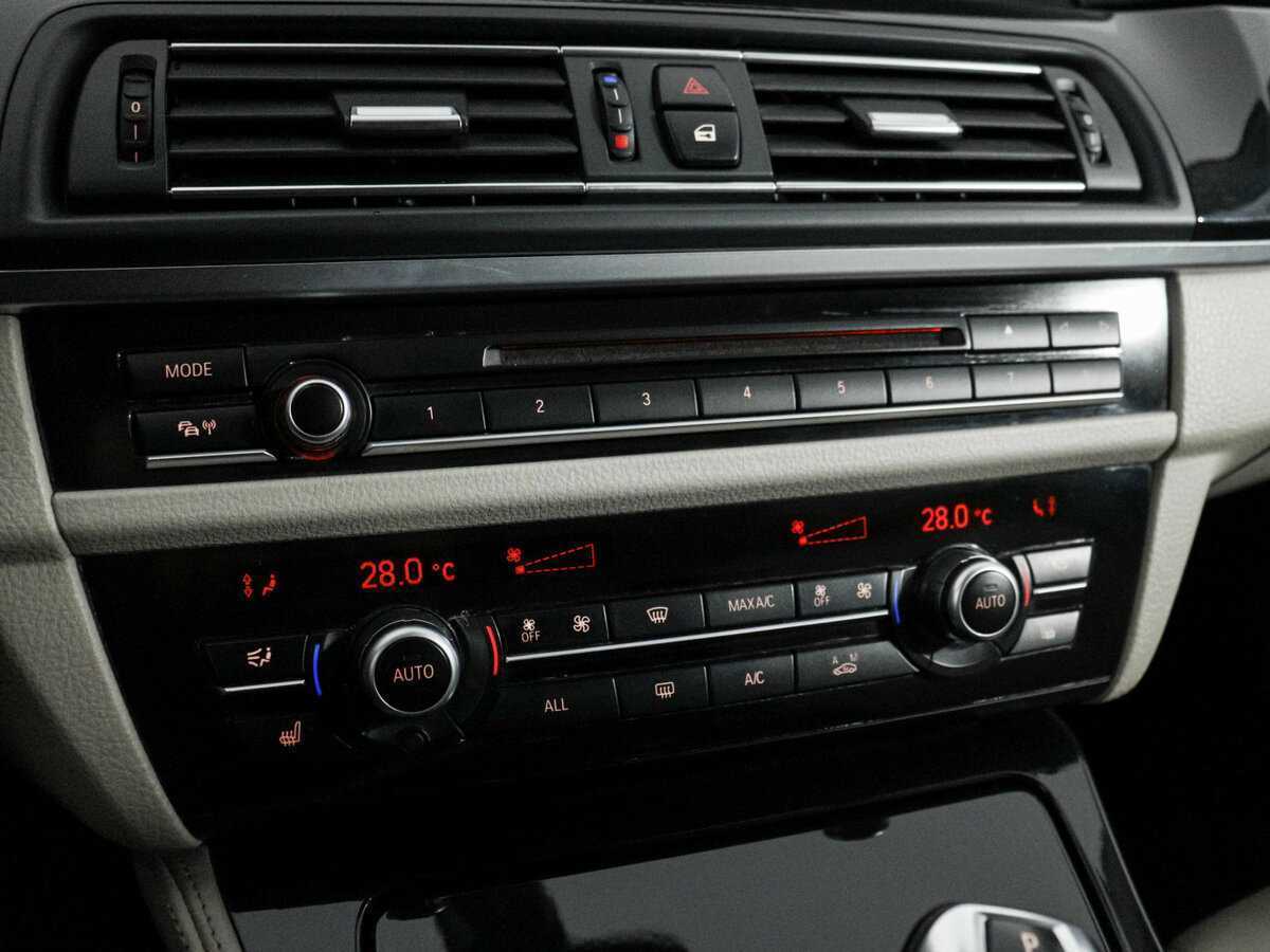 БМВ 5 серии б/у, 2013, Автоматическая. Фото: #11