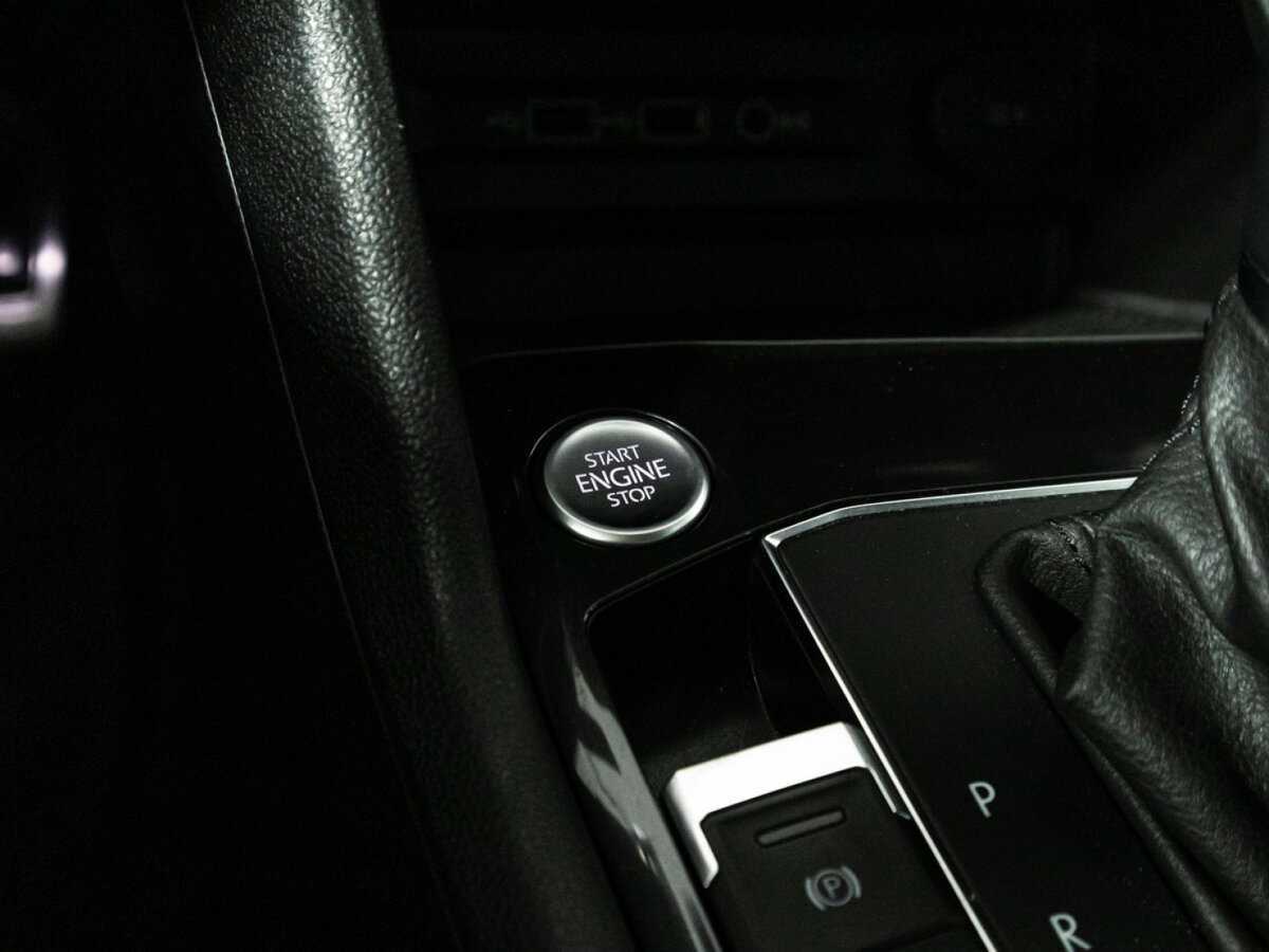 Volkswagen Tiguan б/у, 2018, Роботизированная. Фото: #19