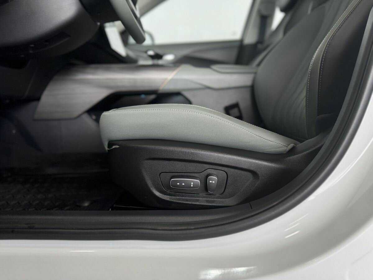 Changan Lamore б/у, 2023, Роботизированная. Фото: #16