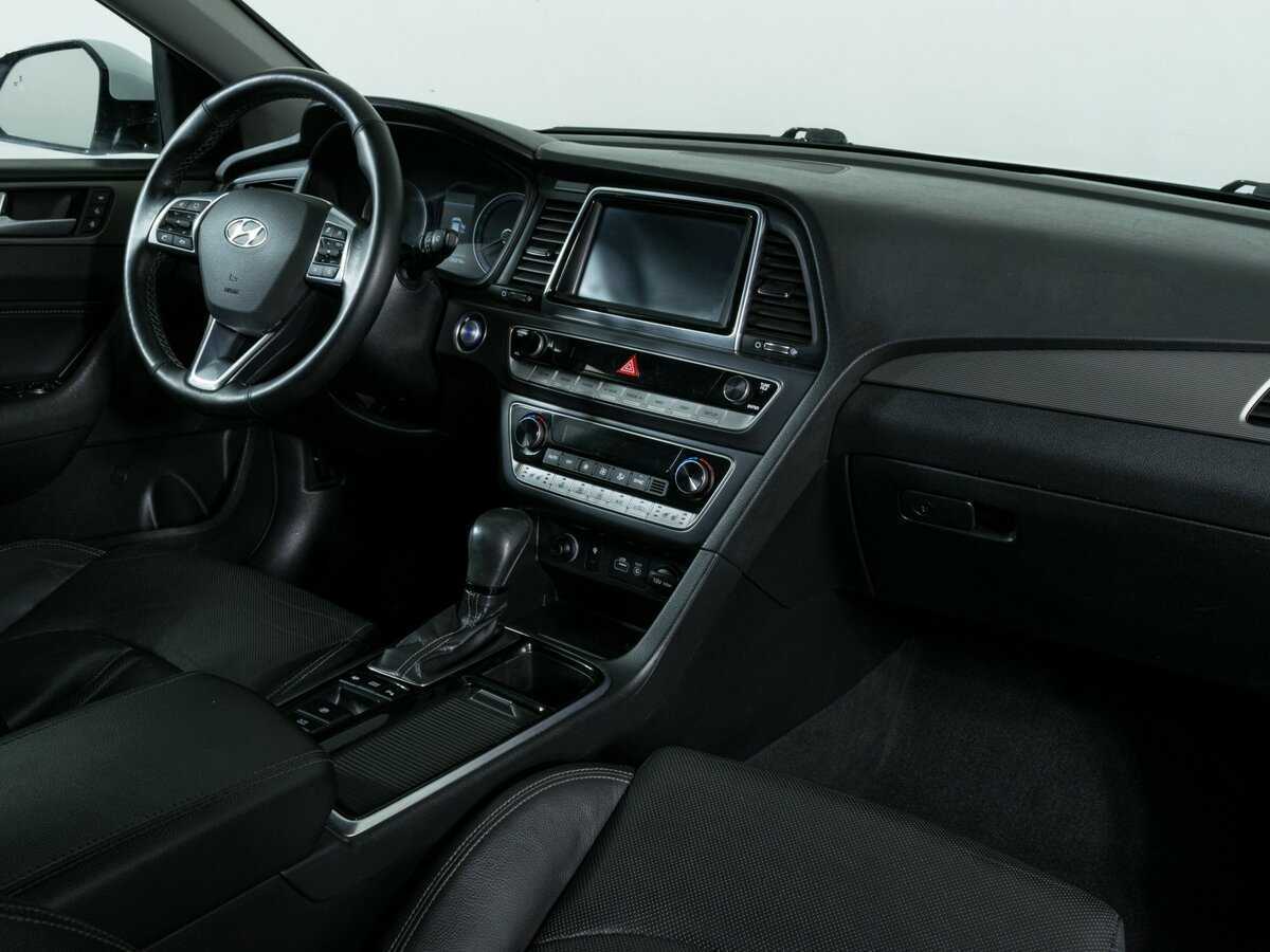 Hyundai Sonata б/у, 2018, Автоматическая. Фото: #4