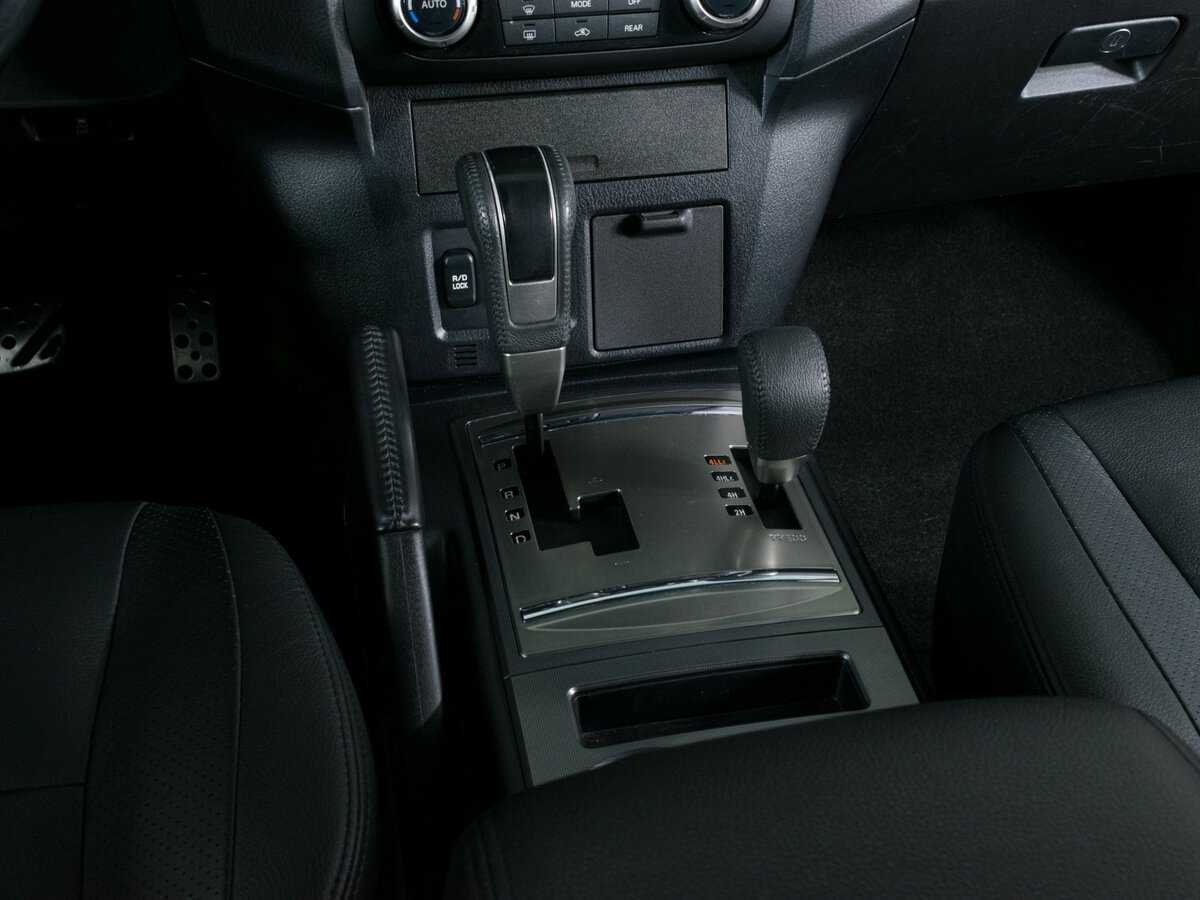 Митсубиши Паджеро б/у, 2012, Автоматическая. Фото: #12