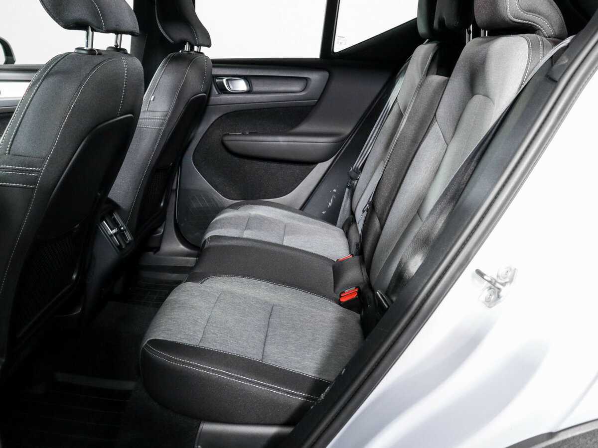 Volvo XC40 б/у, 2020, Автоматическая. Фото: #9