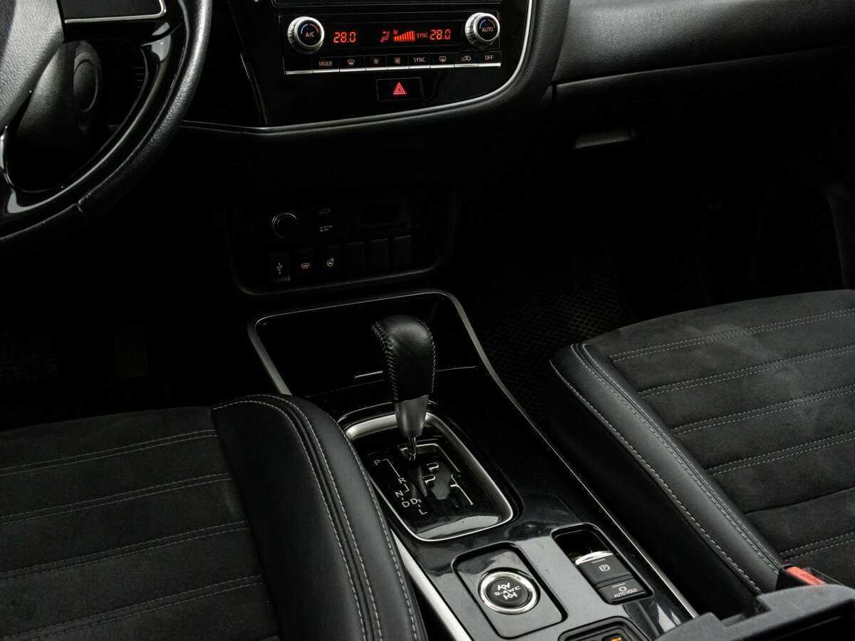 Митсубиши Оутлэндер б/у, 2021, Вариатор. Фото: #12