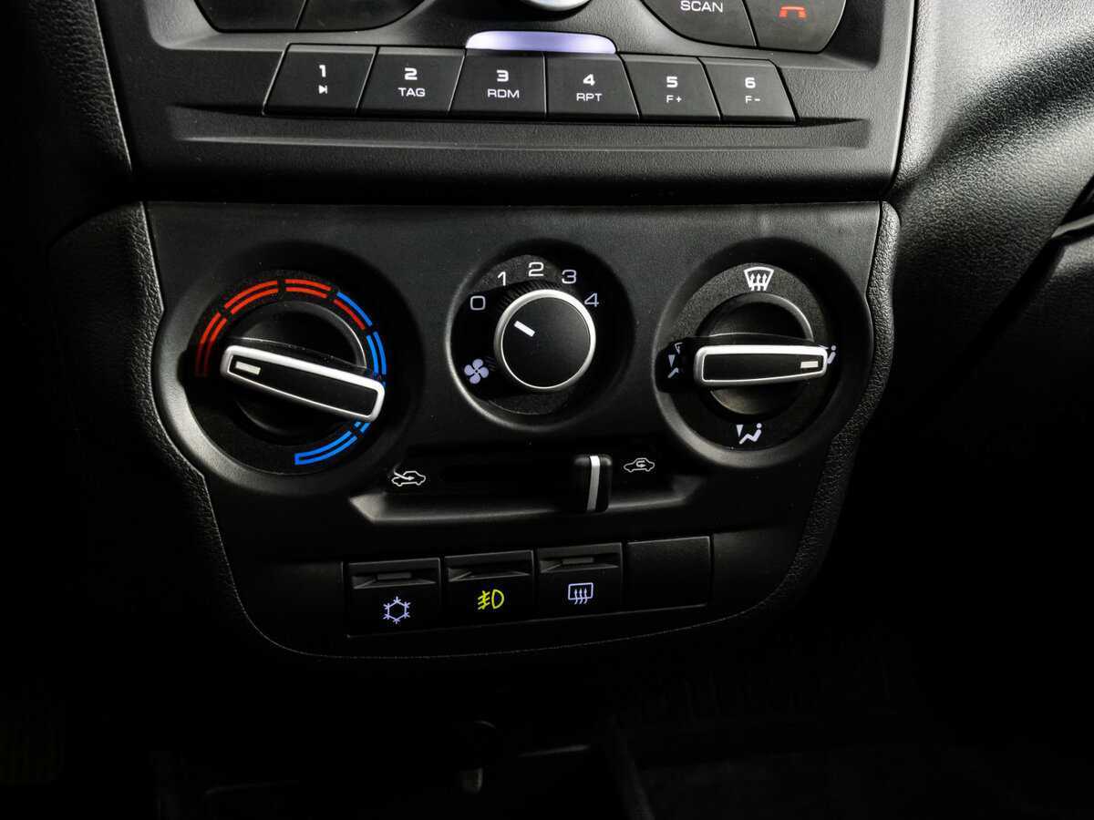 Лада (ВАЗ) Гранта б/у, 2023, Механическая. Фото: #11