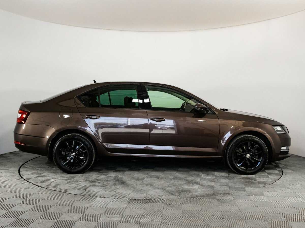 Шкода Октавия б/у, 2018, Механическая. Фото: #3