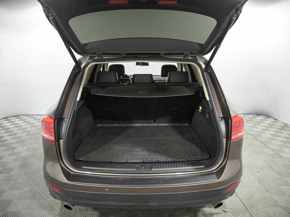 Volkswagen Touareg б/у, 2013, Автоматическая. Фото: #18