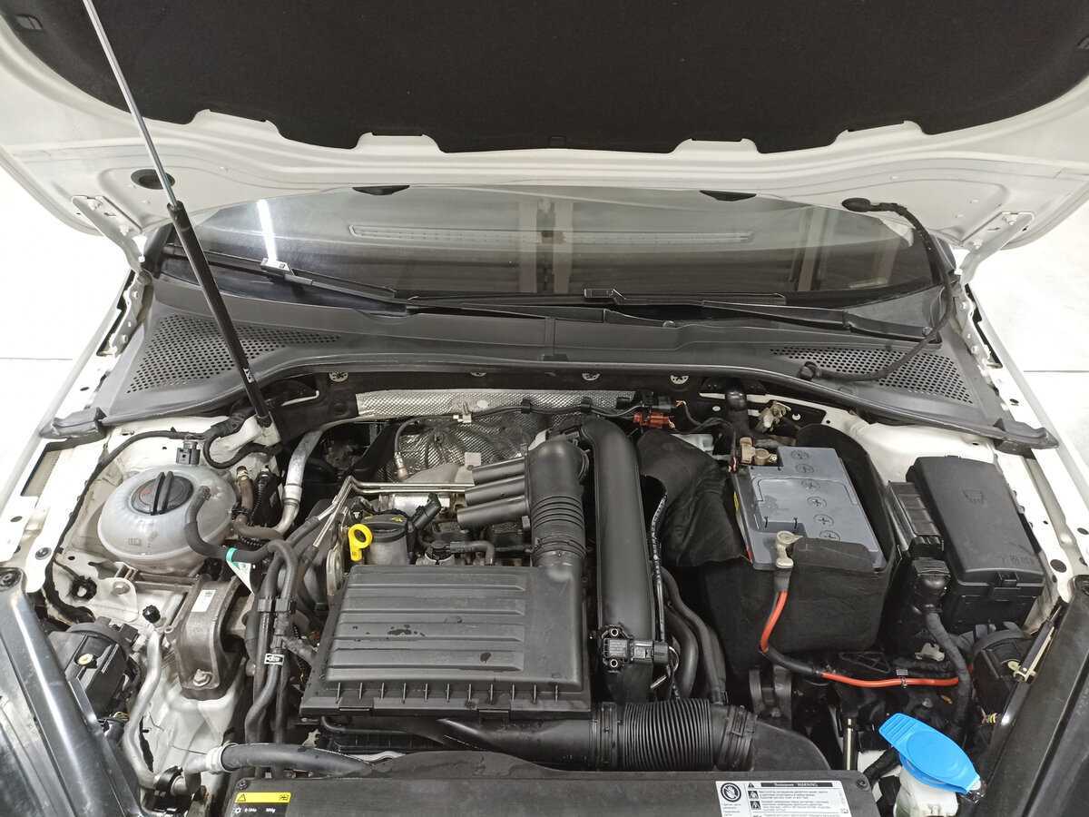 Volkswagen Golf б/у, 2013, Роботизированная. Фото: #8