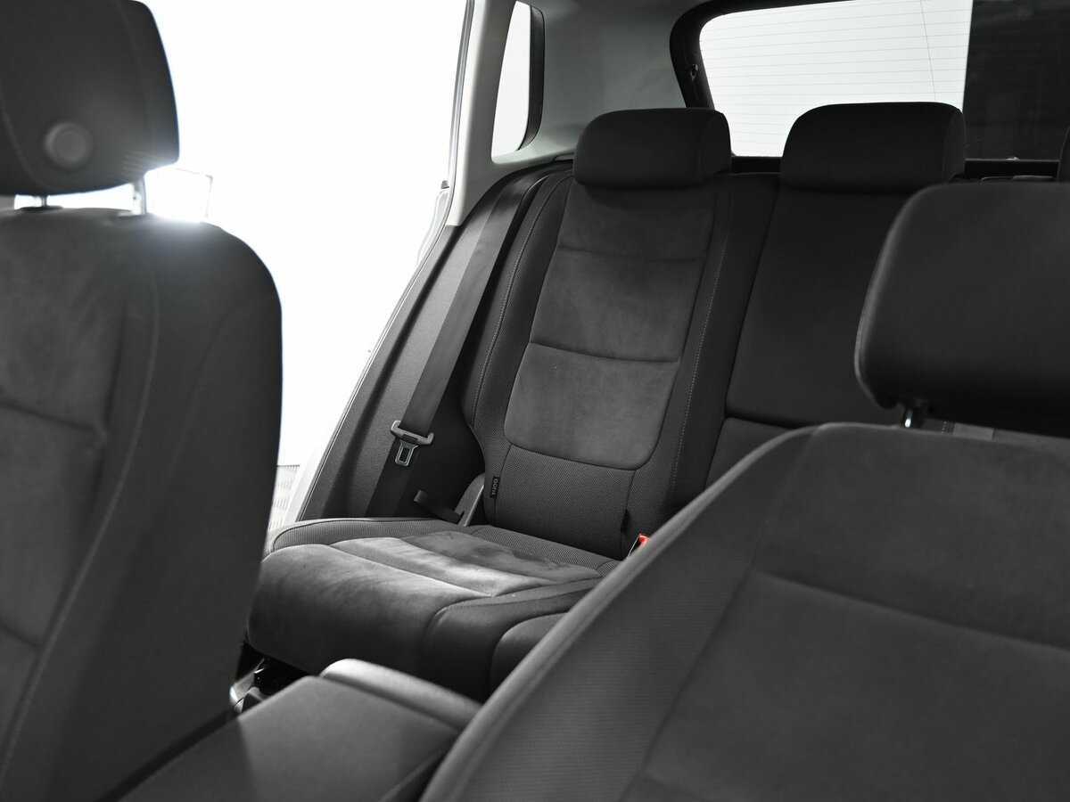 Volkswagen Tiguan б/у, 2016, Автоматическая. Фото: #13