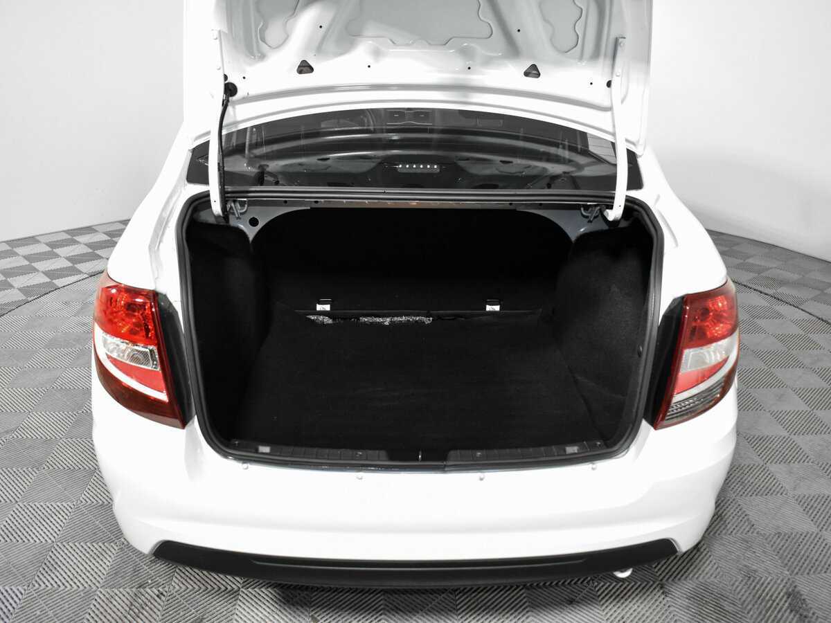 Lada (ВАЗ) Granta б/у, 2024, Механическая. Фото: #19