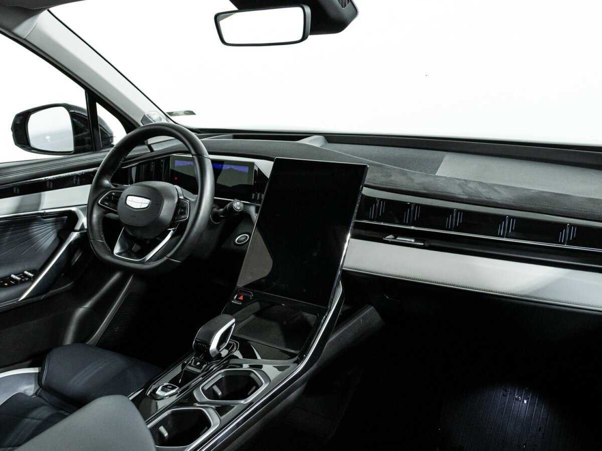 Geely Atlas б/у, 2024, Роботизированная. Фото: #8