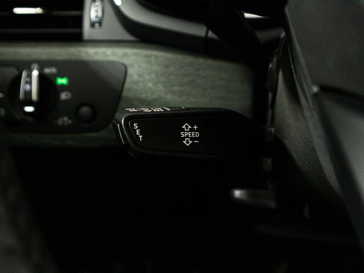 Ауди А4 б/у, 2019, Роботизированная. Фото: #18