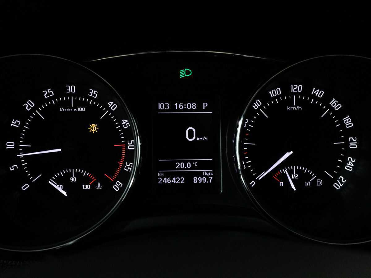 Skoda Superb б/у, 2013, Роботизированная. Фото: #11