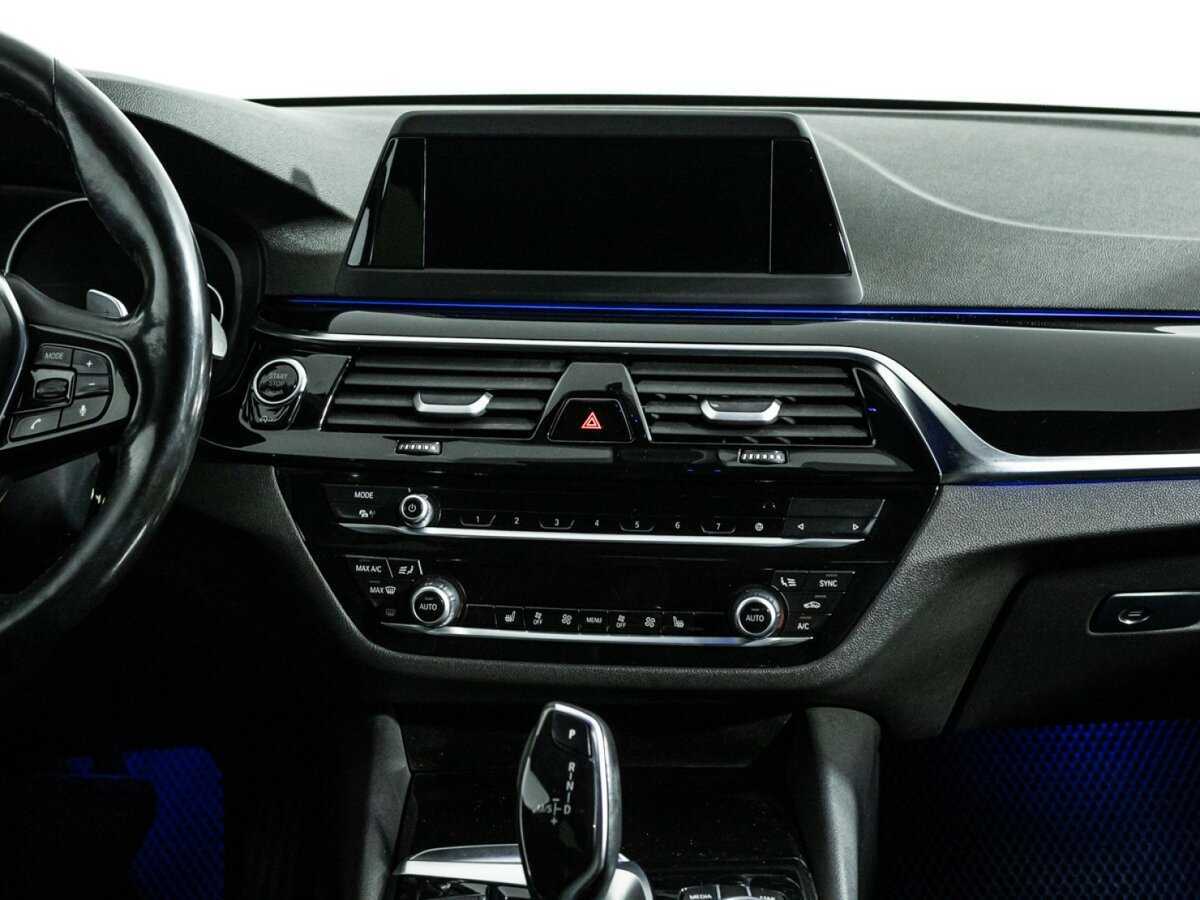 БМВ 5 серии б/у, 2017, Автоматическая. Фото: #13