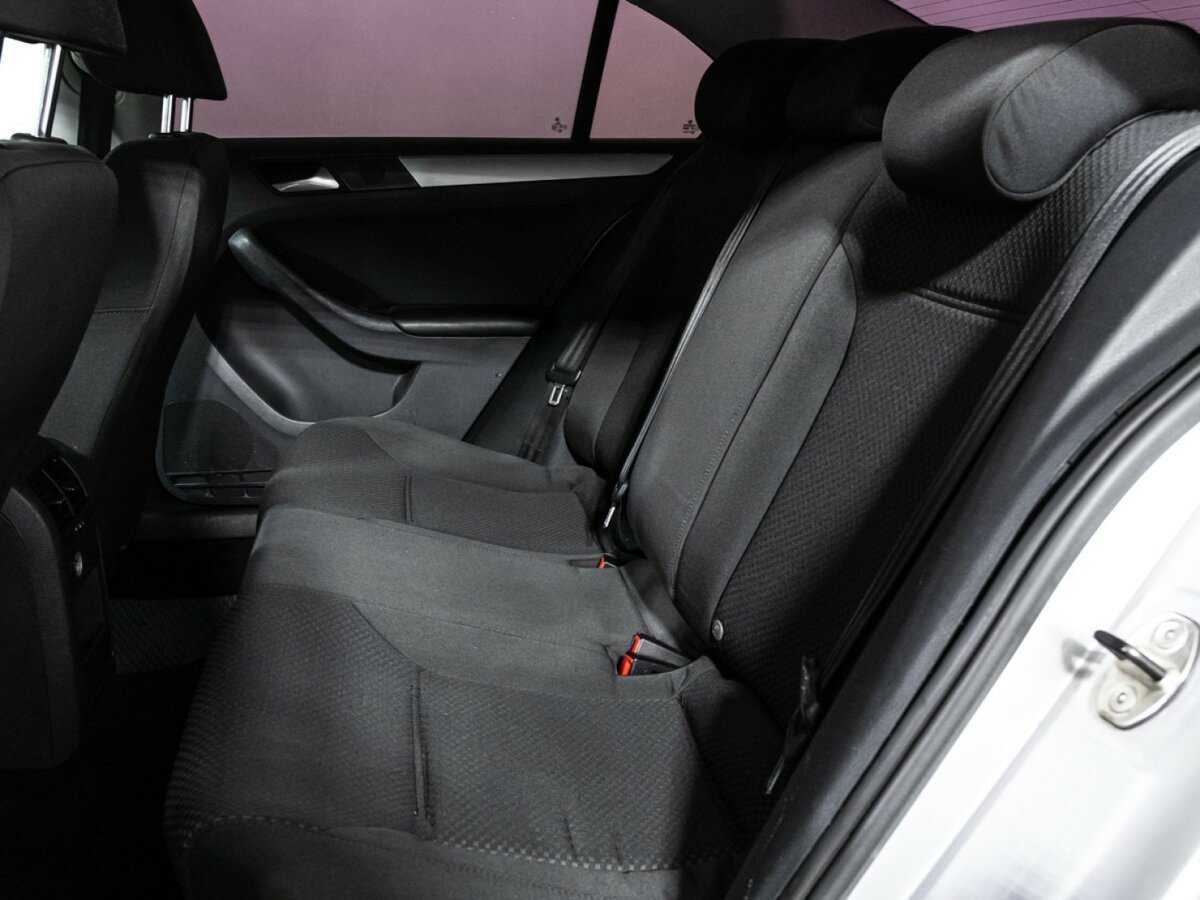 Volkswagen Jetta б/у, 2012, Автоматическая. Фото: #9