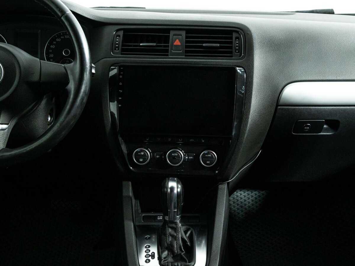 Volkswagen Jetta б/у, 2012, Автоматическая. Фото: #13