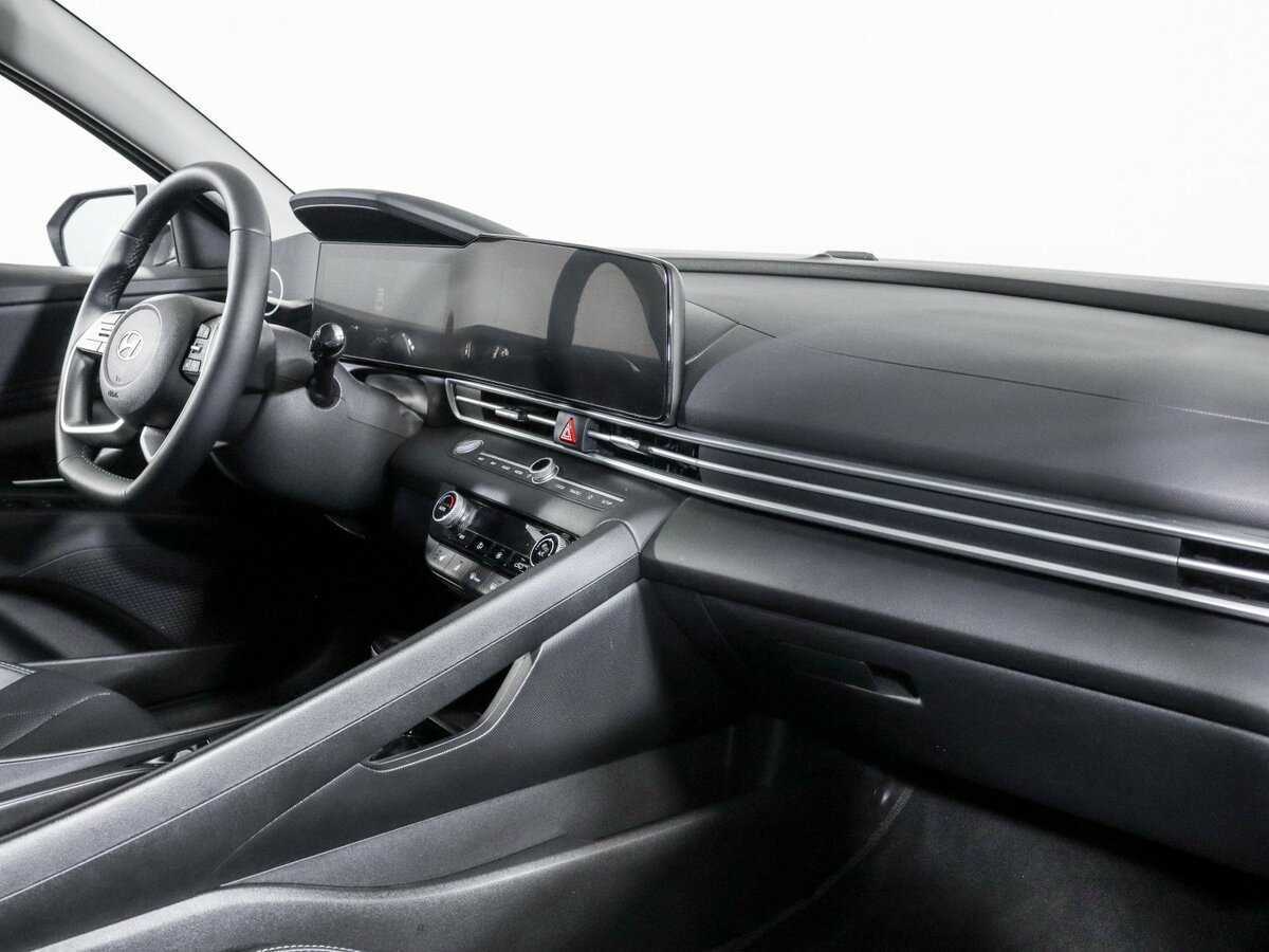 Hyundai Elantra б/у, 2023, Вариатор. Фото: #5