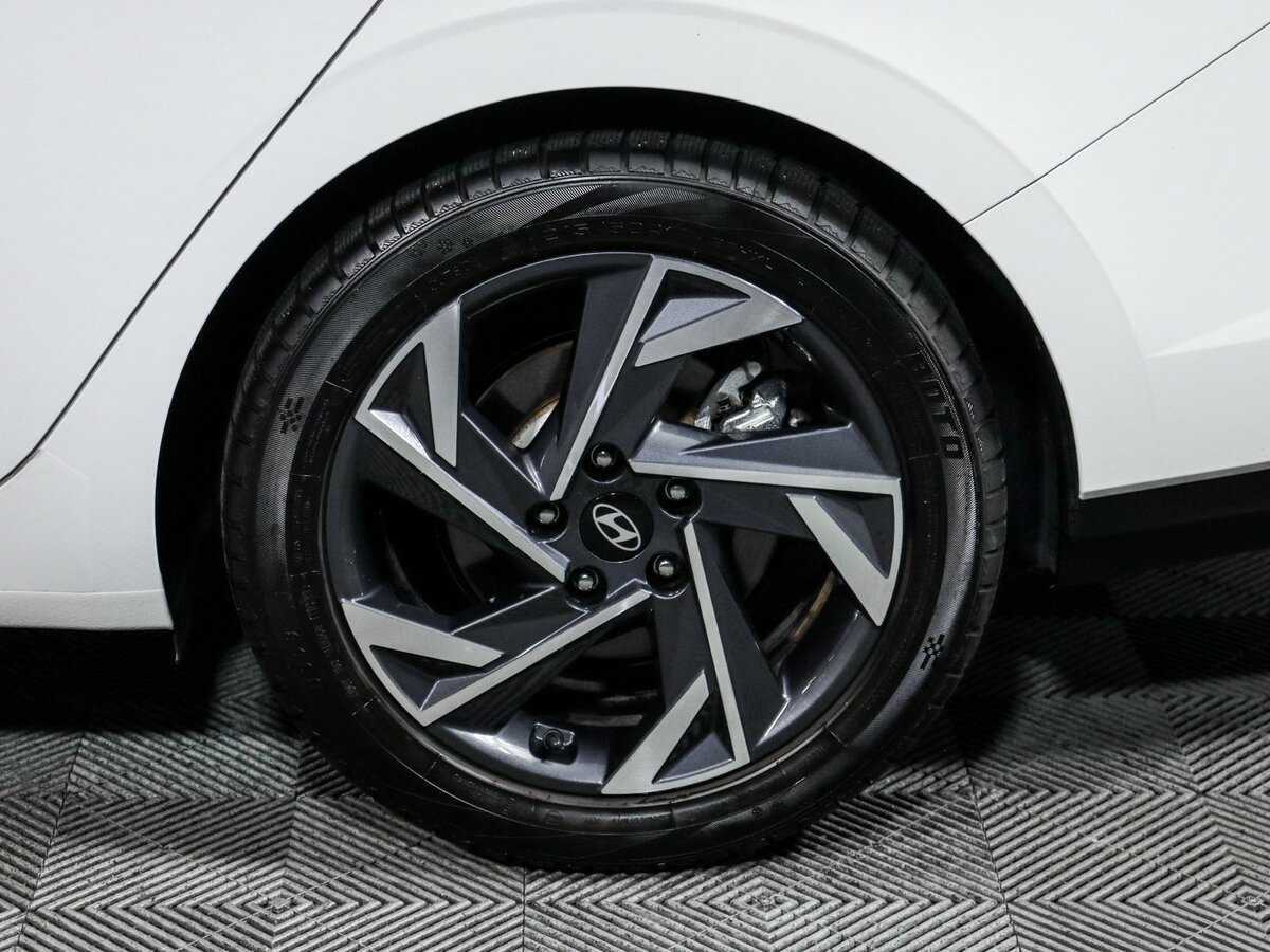 Hyundai Elantra б/у, 2023, Вариатор. Фото: #11