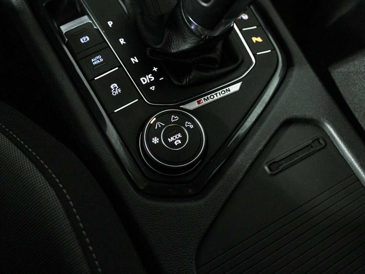Volkswagen Tiguan б/у, 2017, Роботизированная. Фото: #19