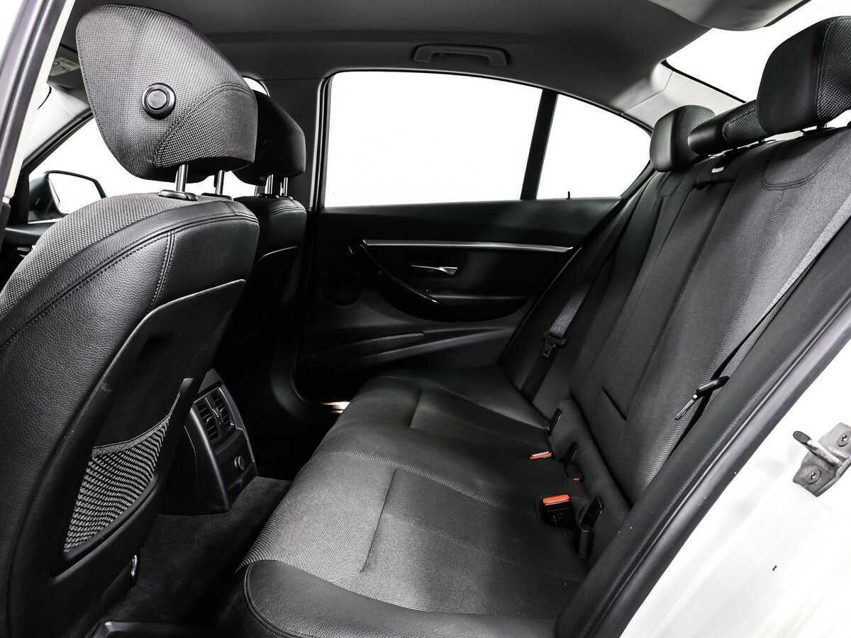 БМВ 3 серии б/у, 2016, Автоматическая. Фото: #12