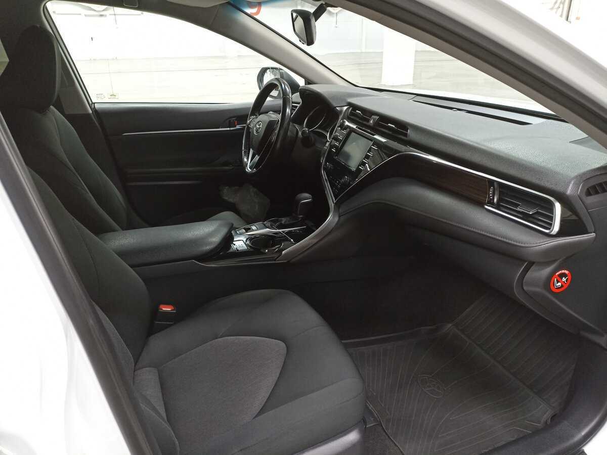 Тойота Камри б/у, 2019, Автоматическая. Фото: #10