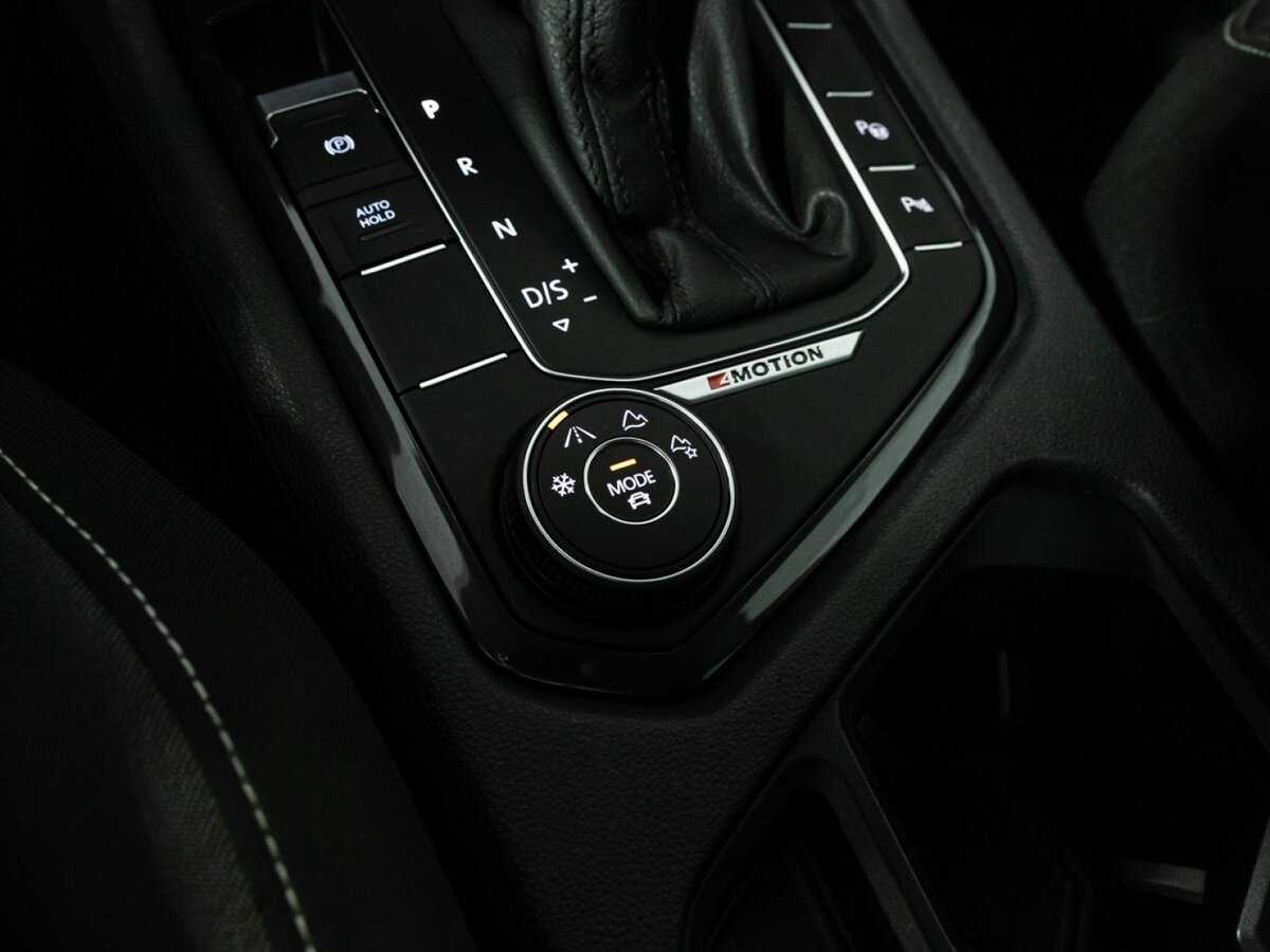 Volkswagen Tiguan б/у, 2018, Роботизированная. Фото: #20