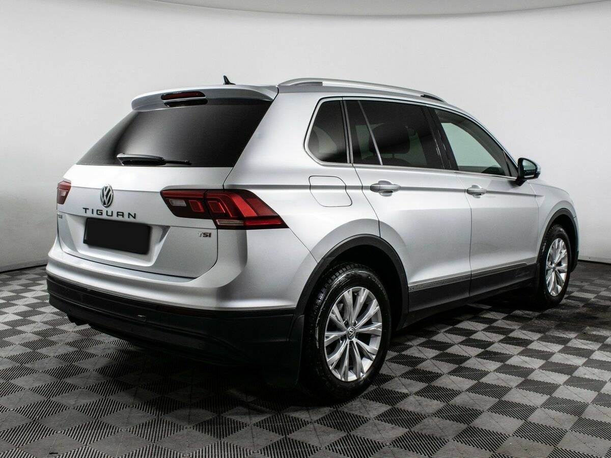 Volkswagen Tiguan б/у, 2017, Роботизированная. Фото: #3