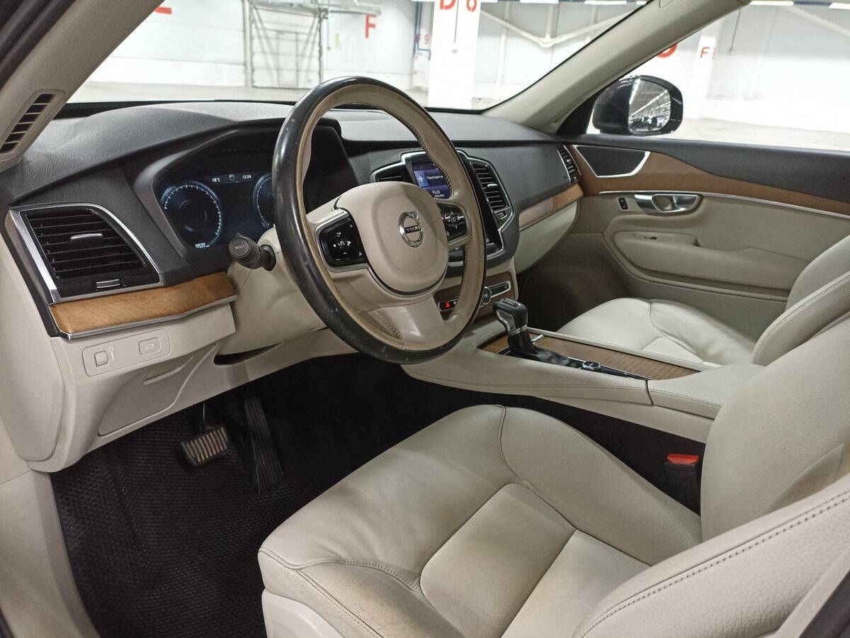 Volvo XC90 б/у, 2016, Автоматическая. Фото: #15