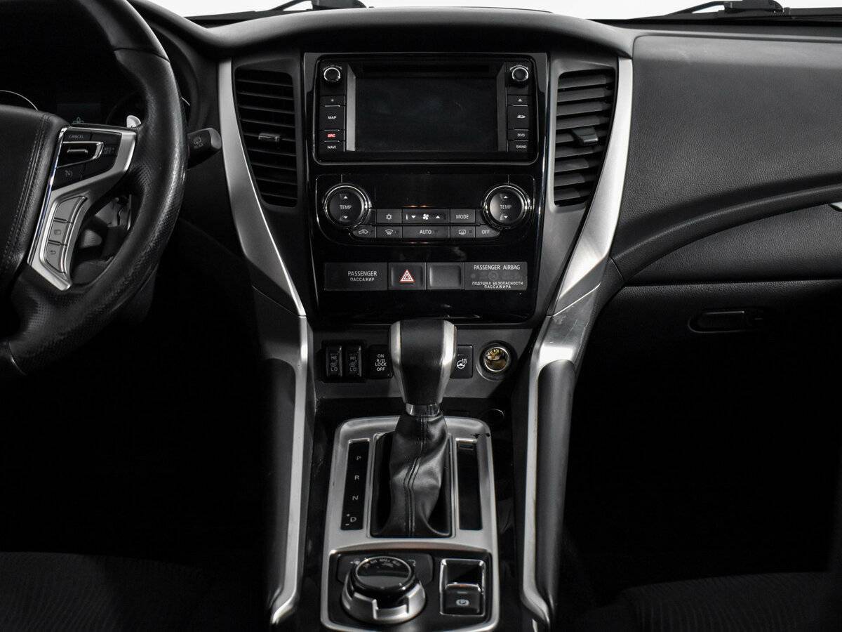 Mitsubishi Pajero Sport б/у, 2018, Автоматическая. Фото: #14