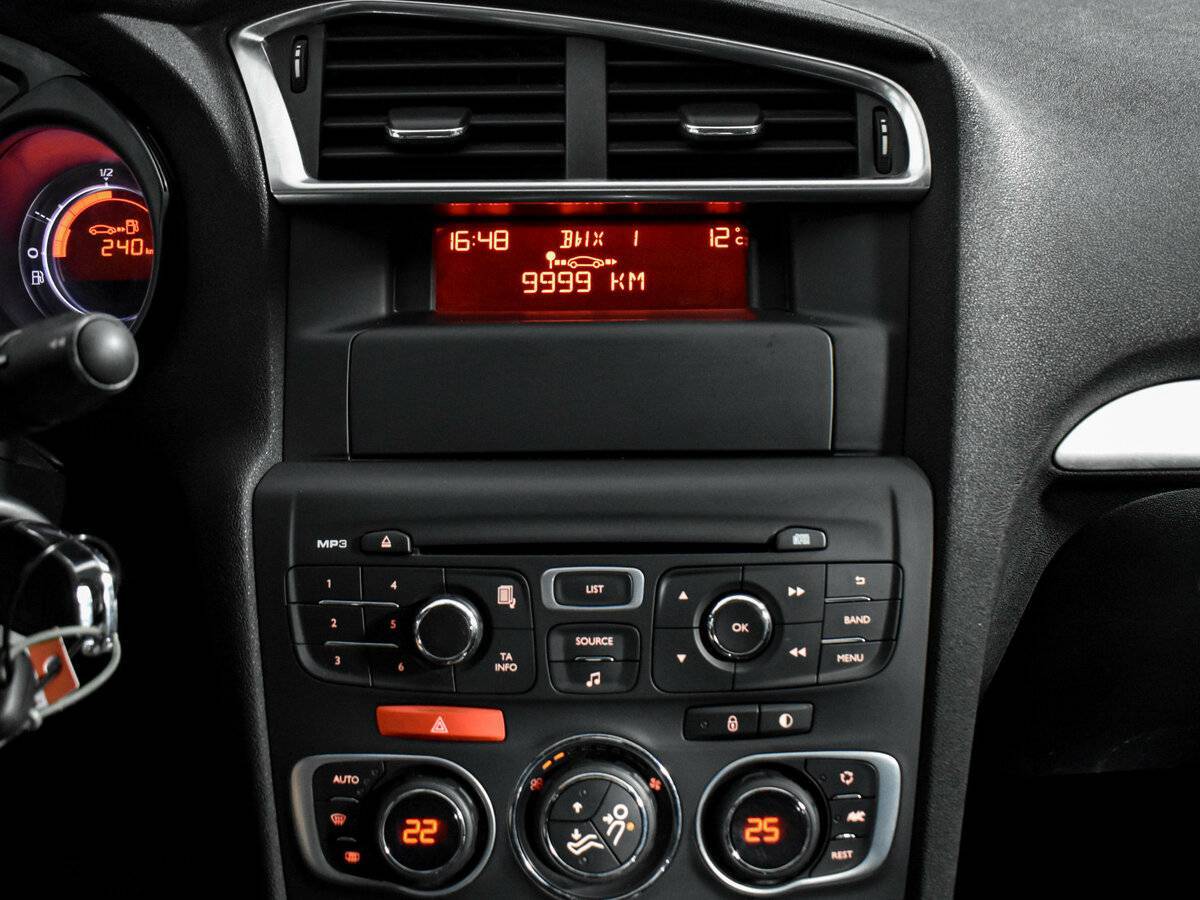 Ситроен Ц4 б/у, 2013, Автоматическая. Фото: #16