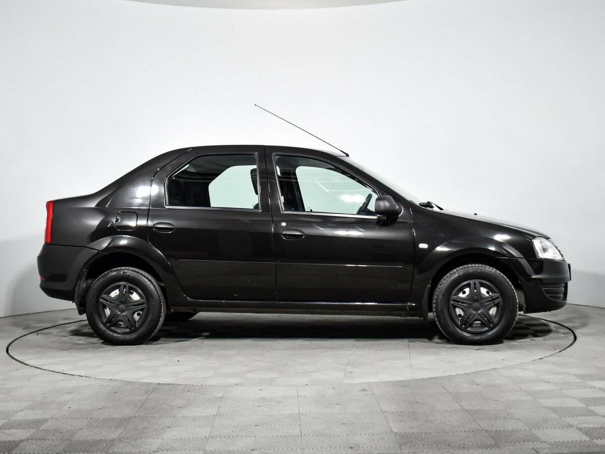 Рено Логан б/у, 2015, Автоматическая. Фото: #3