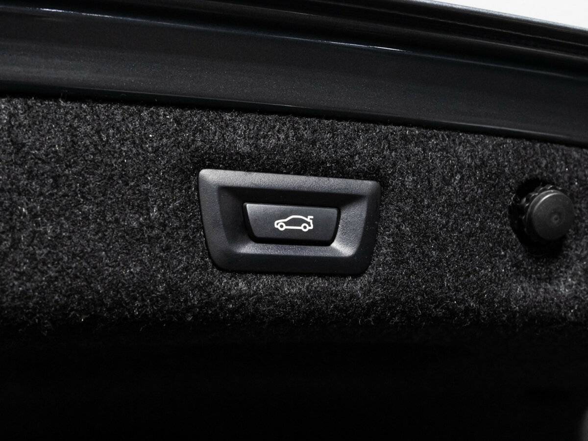 БМВ 5 серии б/у, 2017, Автоматическая. Фото: #15