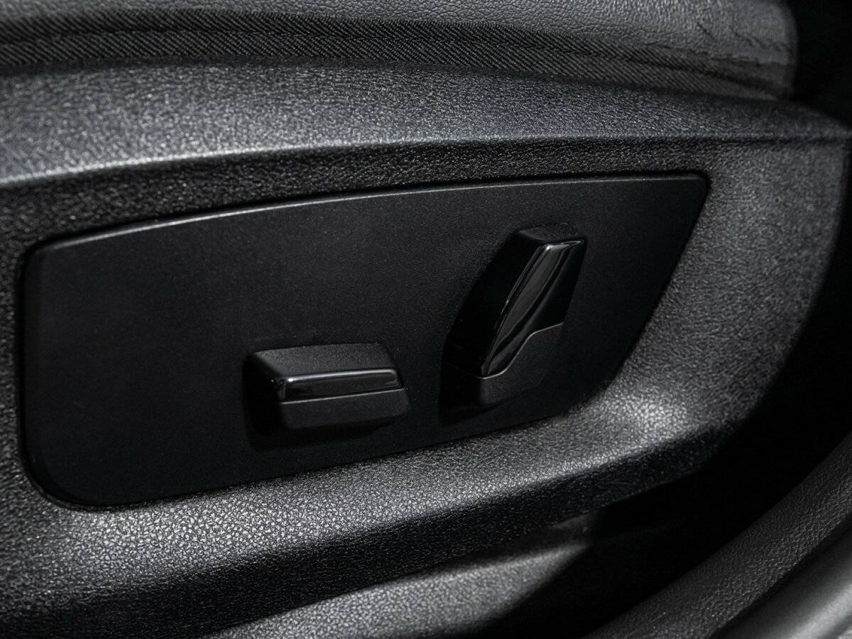 БМВ 5 серии б/у, 2017, Автоматическая. Фото: #16