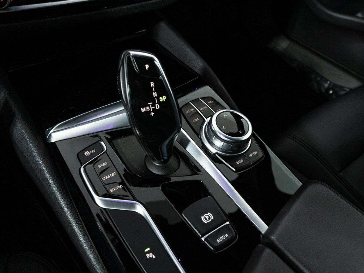 БМВ 5 серии б/у, 2017, Автоматическая. Фото: #20