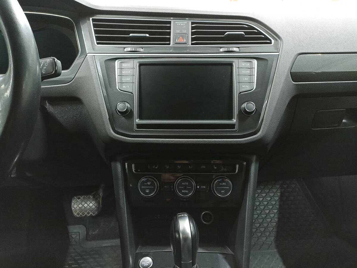 Volkswagen Tiguan б/у, 2017, Роботизированная. Фото: #14