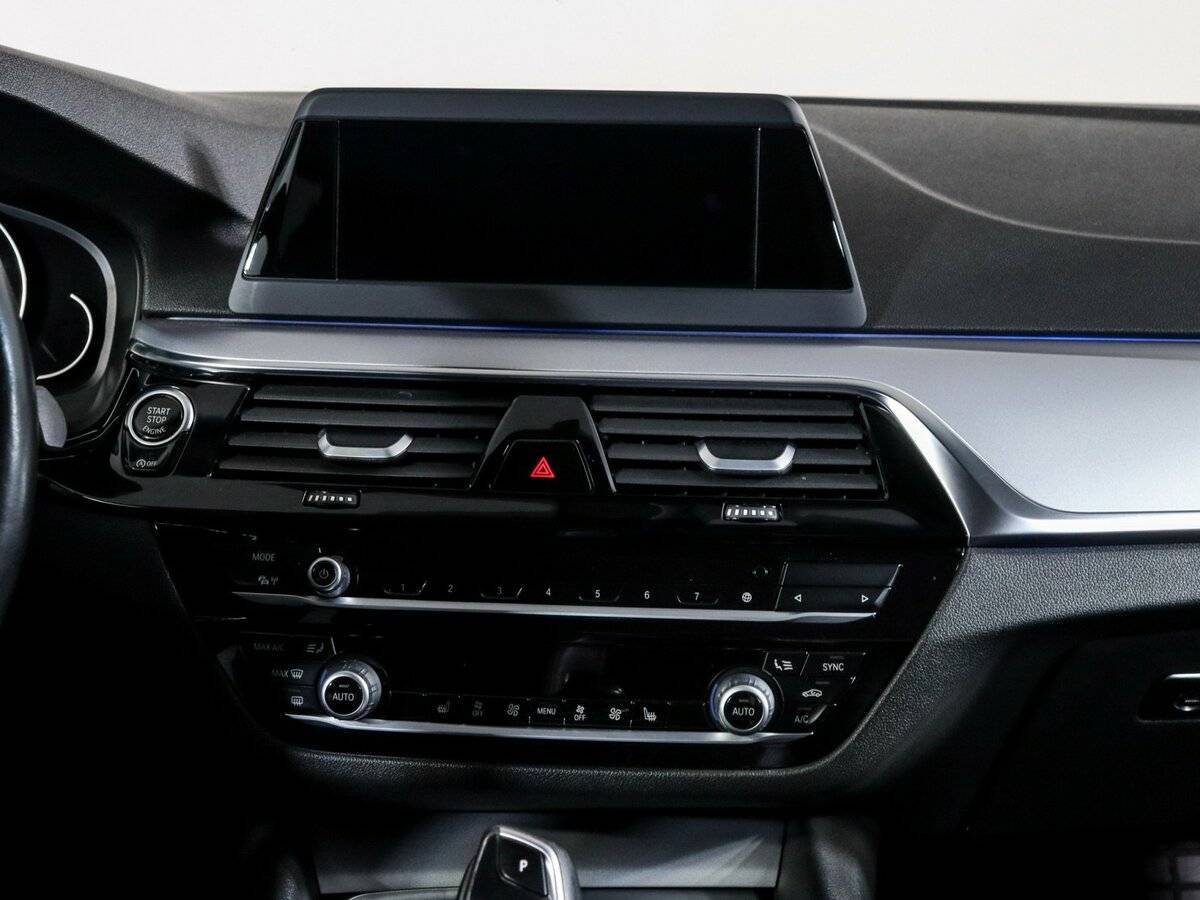 БМВ 5 серии б/у, 2018, Автоматическая. Фото: #7