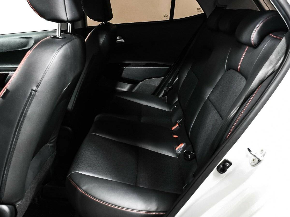 Kia Picanto б/у, 2021, Роботизированная. Фото: #12