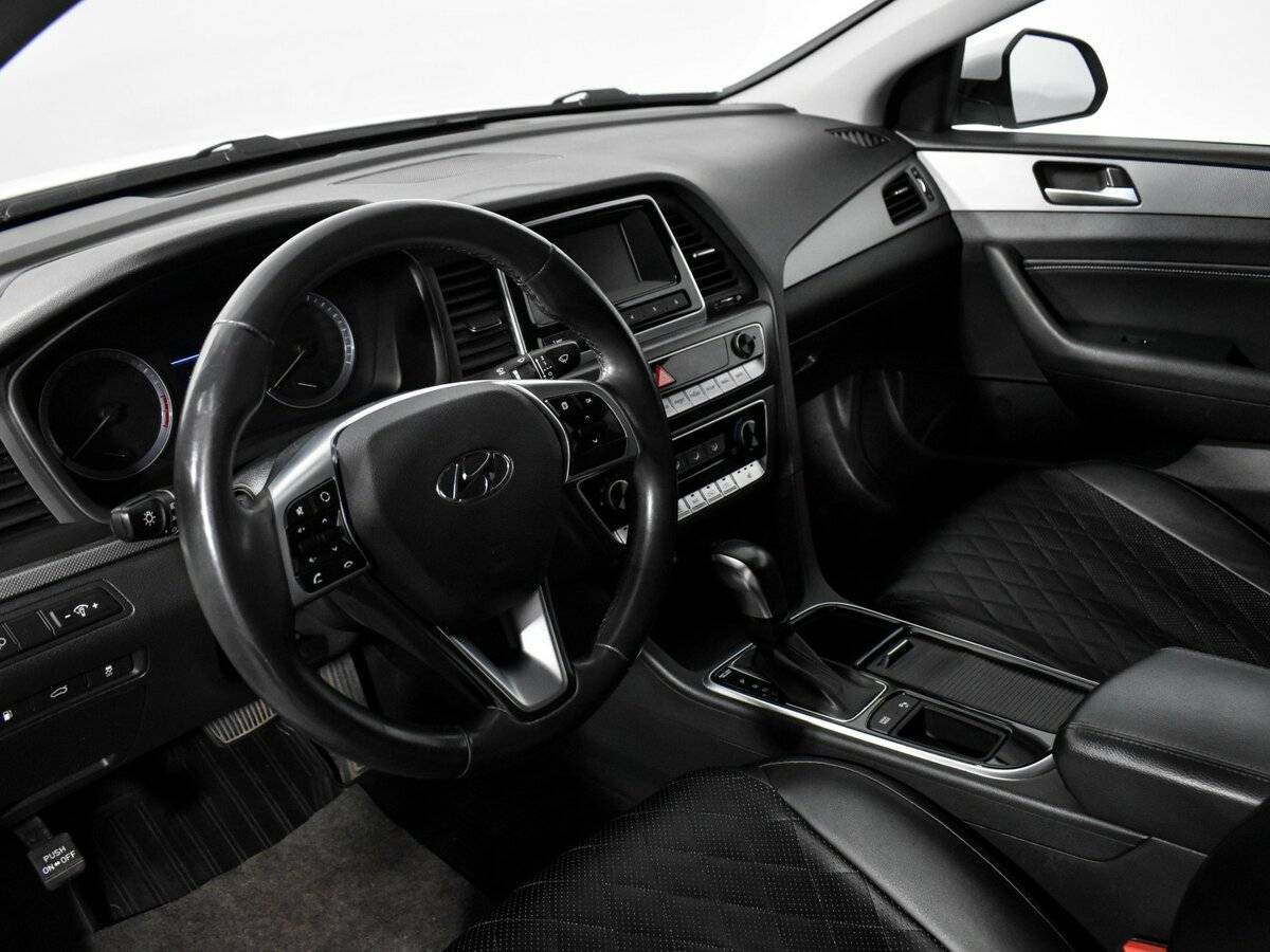 Hyundai Sonata б/у, 2019, Автоматическая. Фото: #6