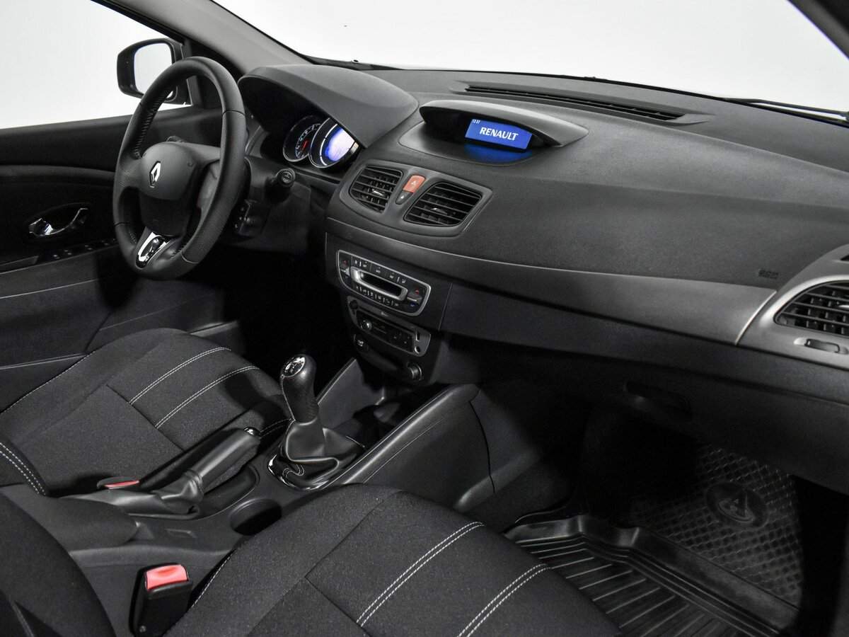 Renault Fluence б/у, 2013, Механическая. Фото: #11