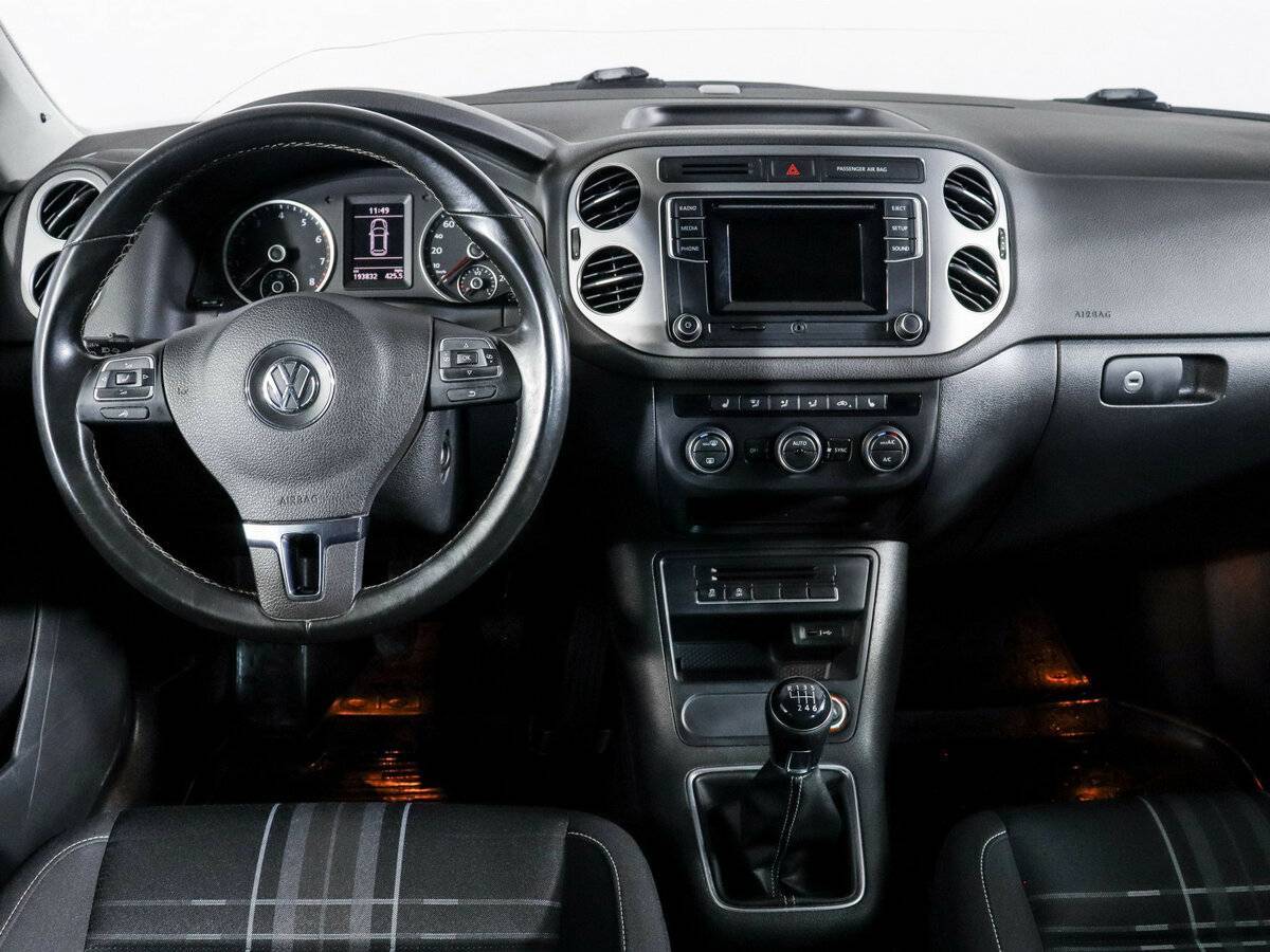 Volkswagen Tiguan б/у, 2016, Механическая. Фото: #8