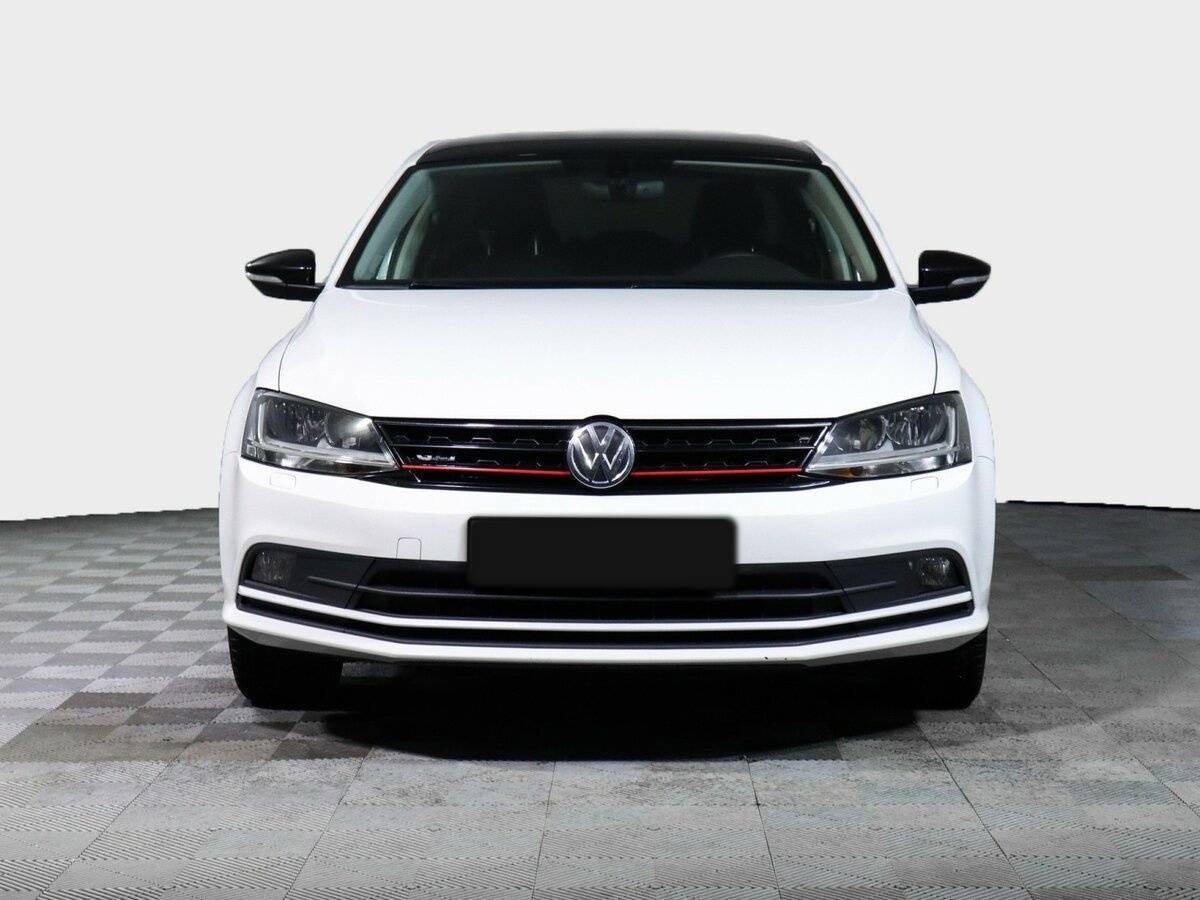 Volkswagen Jetta б/у, 2018, Автоматическая. Фото: #1